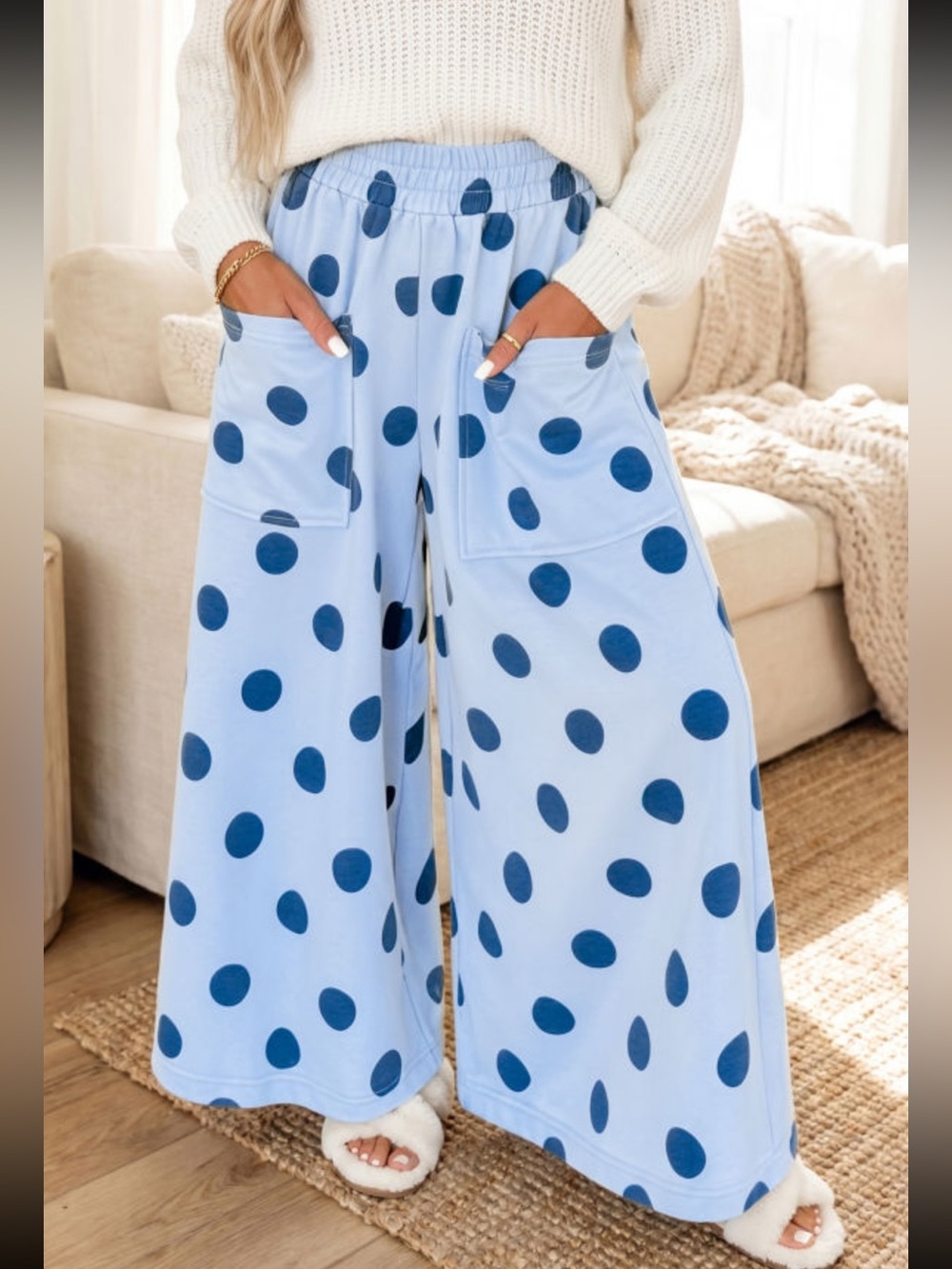 1267. Blue polka dot wide leg casual pant